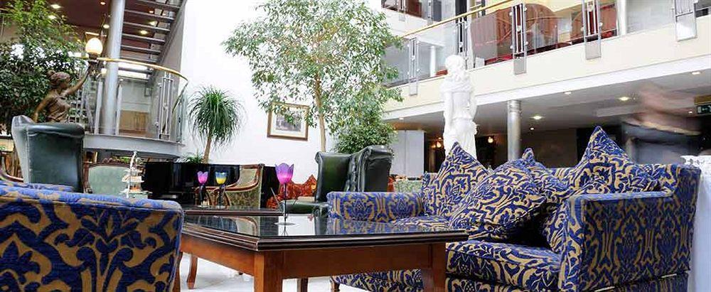 Hotel Johnstown House à Enfield Extérieur photo