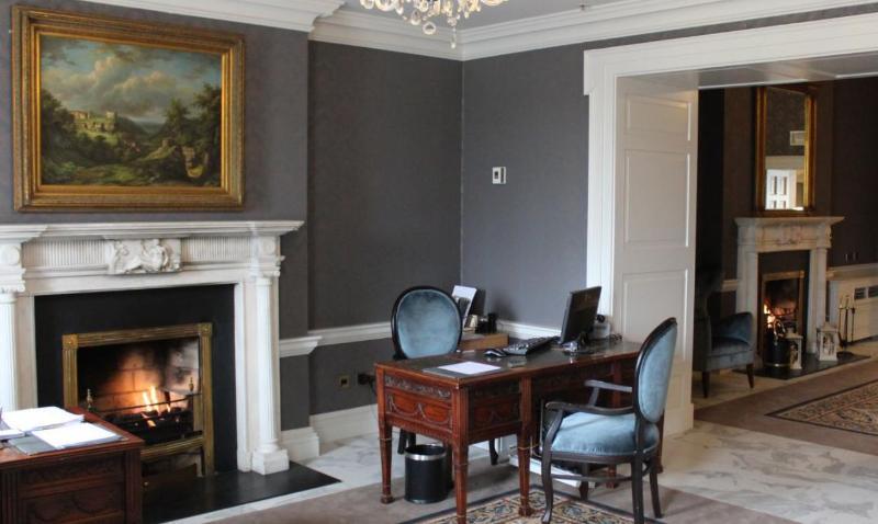 Hotel Johnstown House à Enfield Extérieur photo